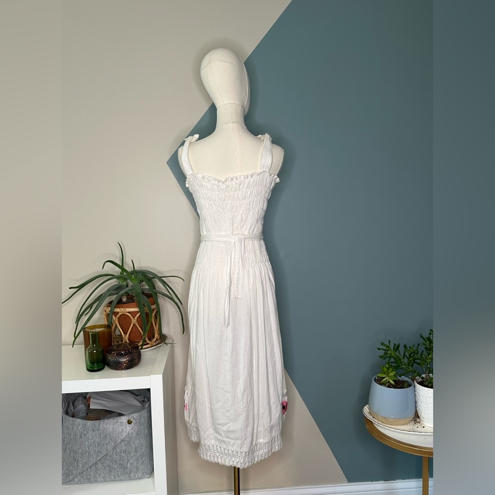Cottagecore Midi Dress White Embroidered Boho Floral Eyelet Woven Size Small - Picture 5 of 11